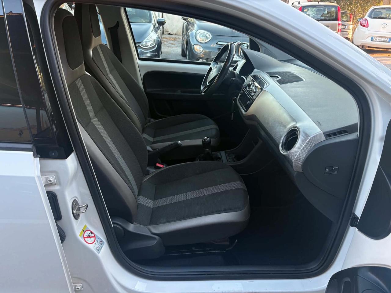 Volkswagen up! 1.0 75 CV 5p. high