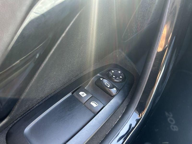 Peugeot 208 PureTech 82 5p Active TAGLIANDO E GARANZIA