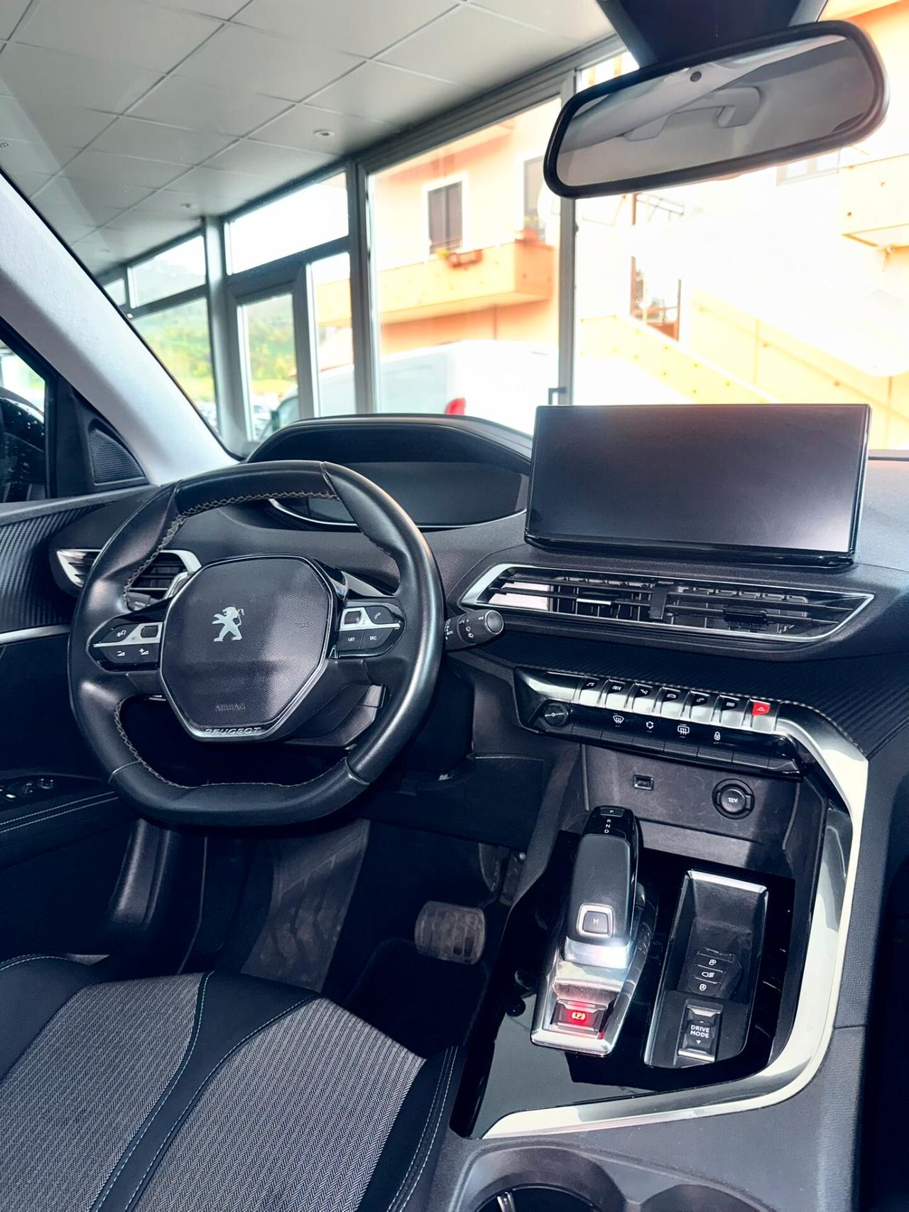 Peugeot 3008 1.5 BlueHDi Allure Pack s