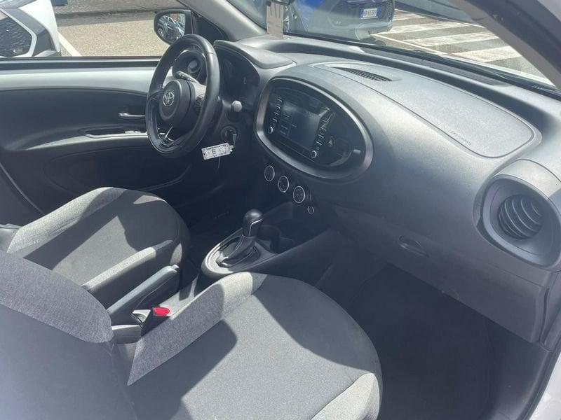 Toyota Aygo X 1.0B (72 CV) Active S-CVT