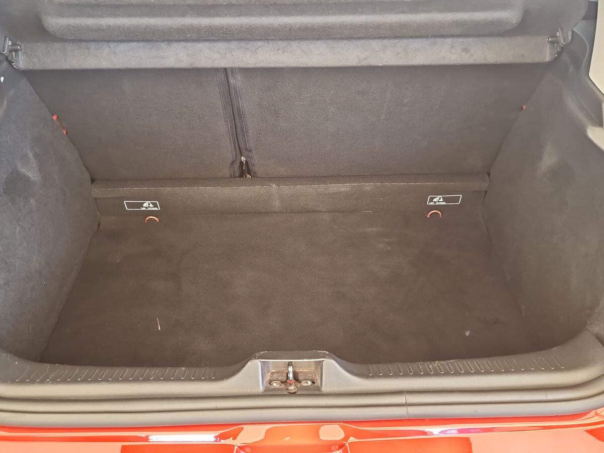 RENAULT CLIO 1.5 ENERGY INTENSE