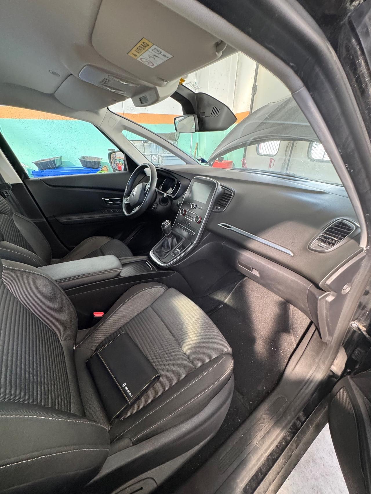 Renault Scenic Scénic Blue dCi 120 CV Initiale Paris