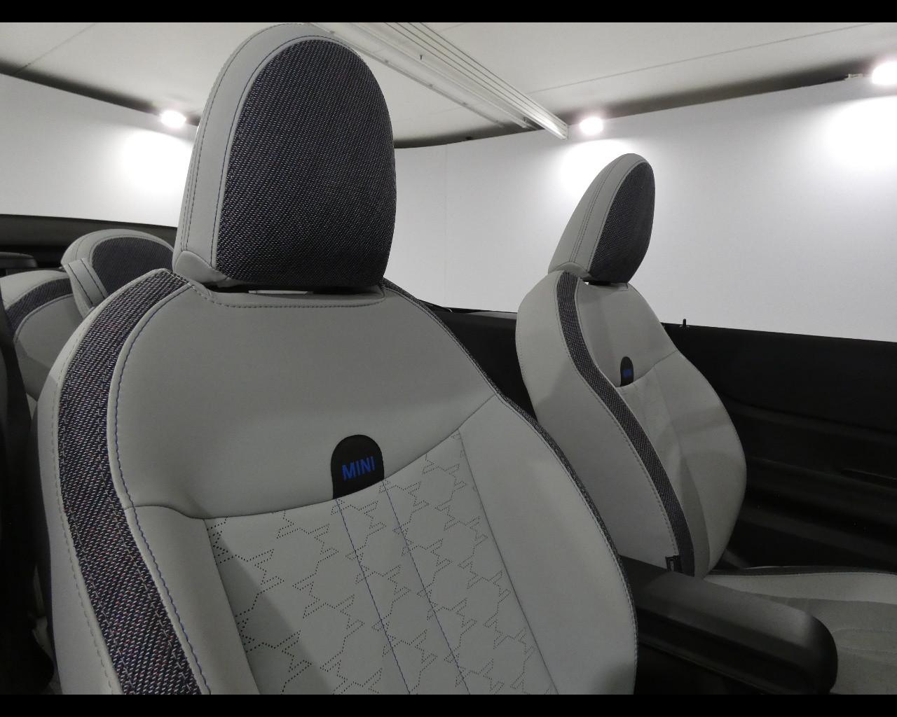 MINI Mini CooperCbr(F67) - Mini Cooper C Classic Cabrio