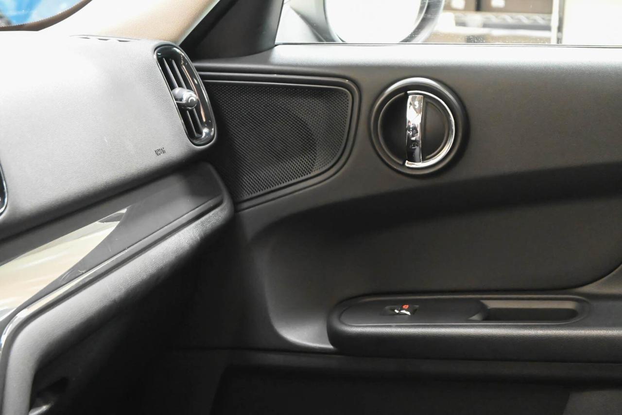 MINI Mini Countrym.(F60) Mini 2.0 Cooper D Coun...