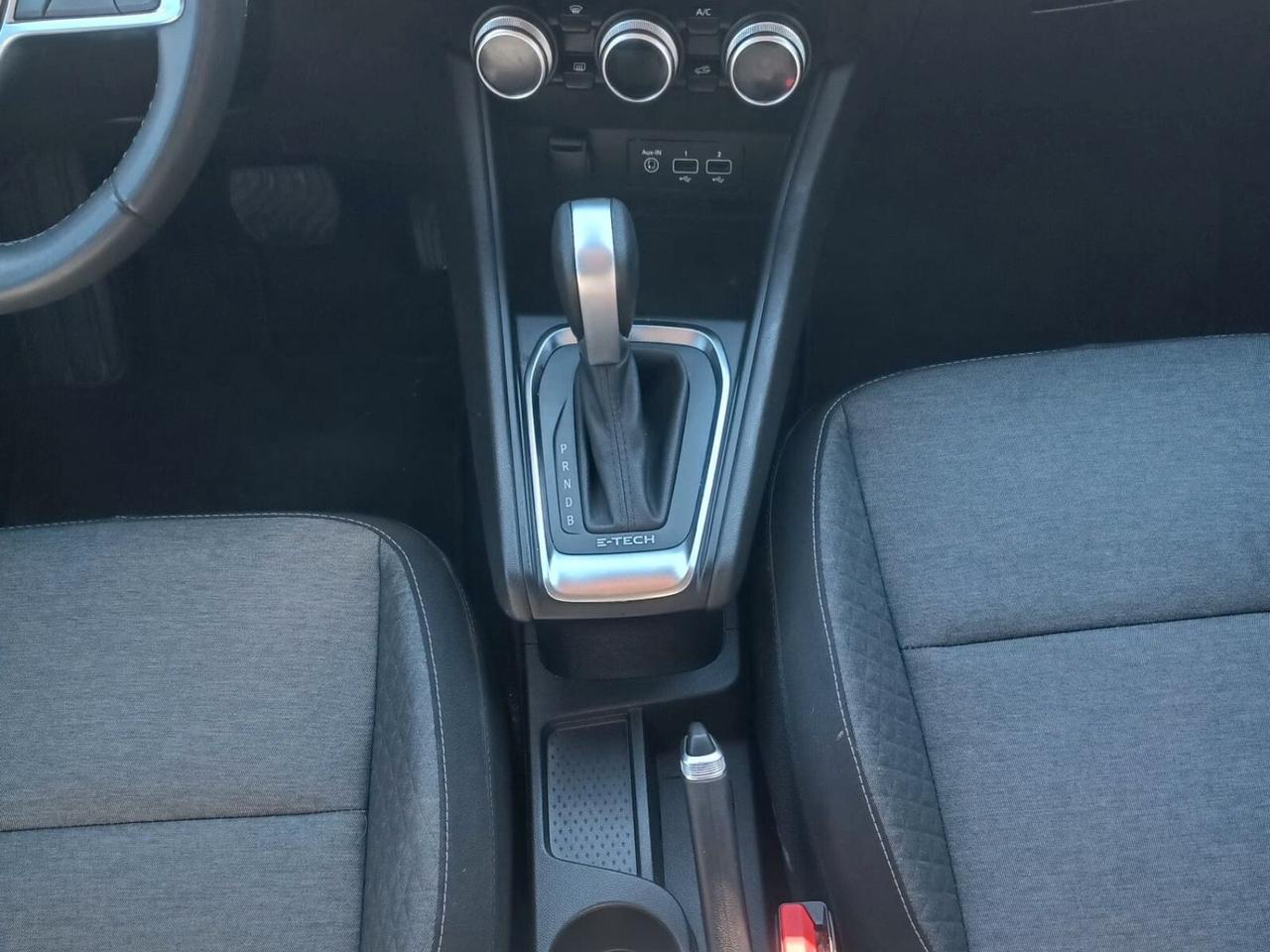 Renault Captur Full Hybrid E-Tech 145 CV Zen