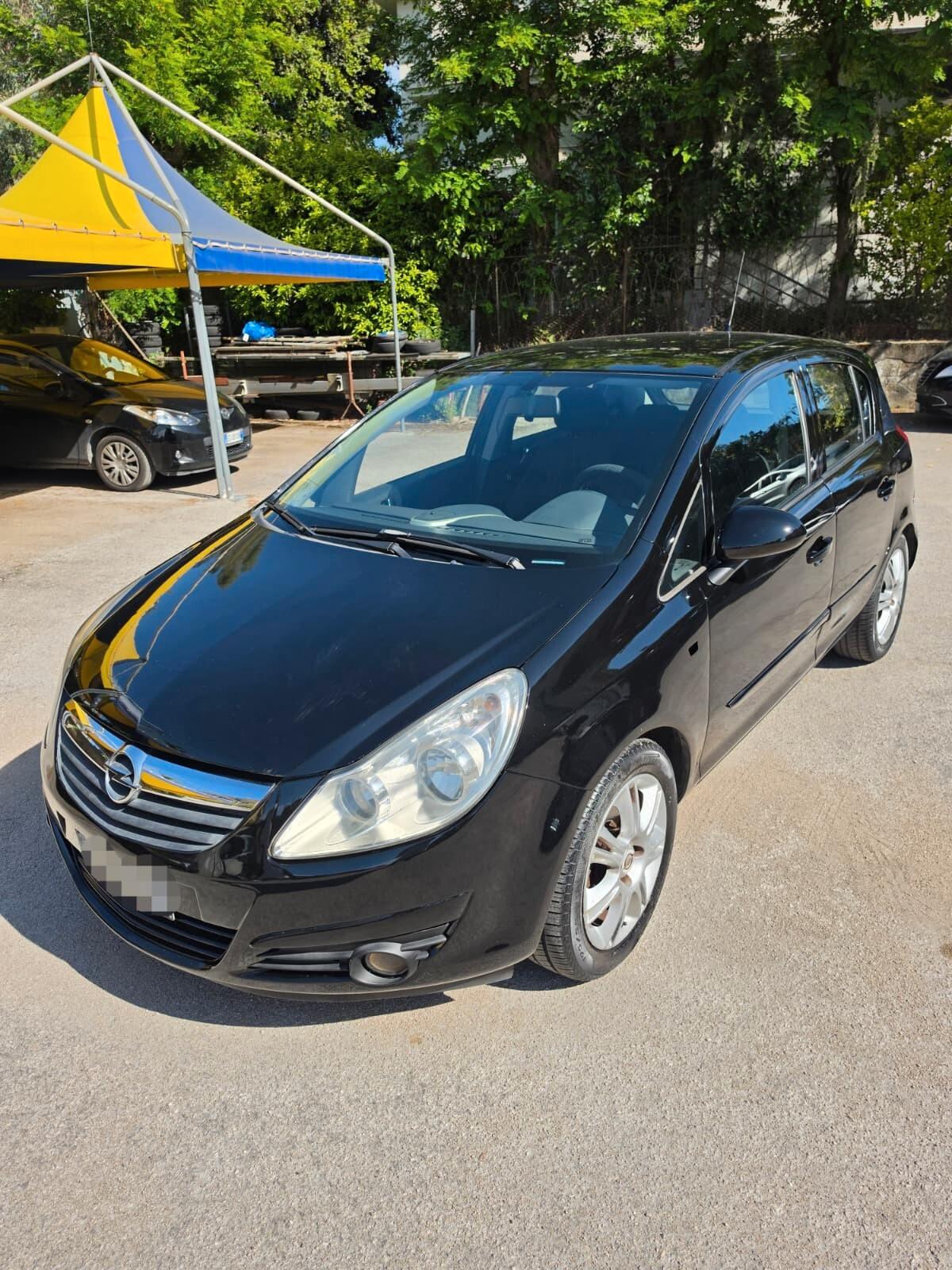Opel Corsa 1.0 12V 5 porte GPL