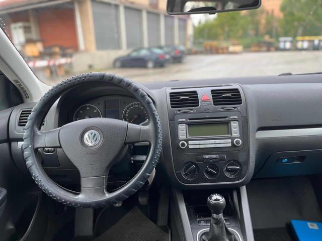 VOLKSWAGEN Golf Var. 1.9 TDI DPF Sportline