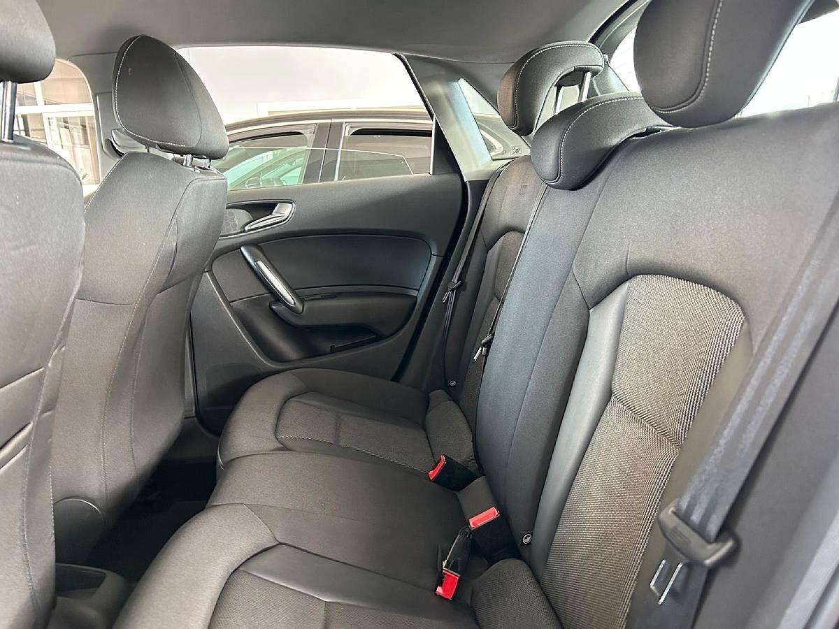 Audi A1 Sportback 1.6 TDI 105 CV Ambition