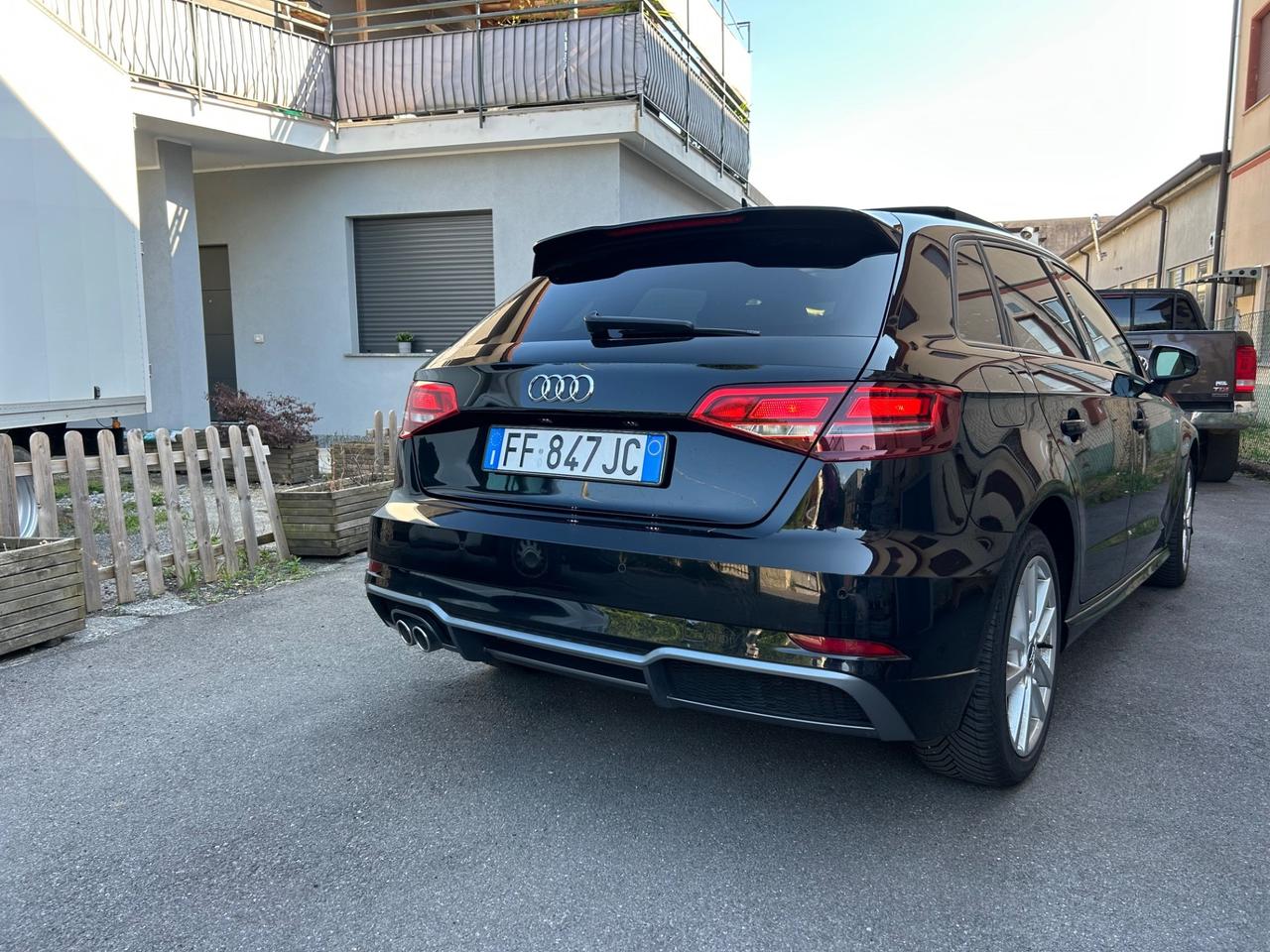 Audi A3 2.0 TDI 184 CV S tronic S Line quattro edition