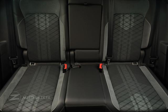 VOLKSWAGEN Tiguan 2.0 TDI 150 CV SCR DSG R-Line