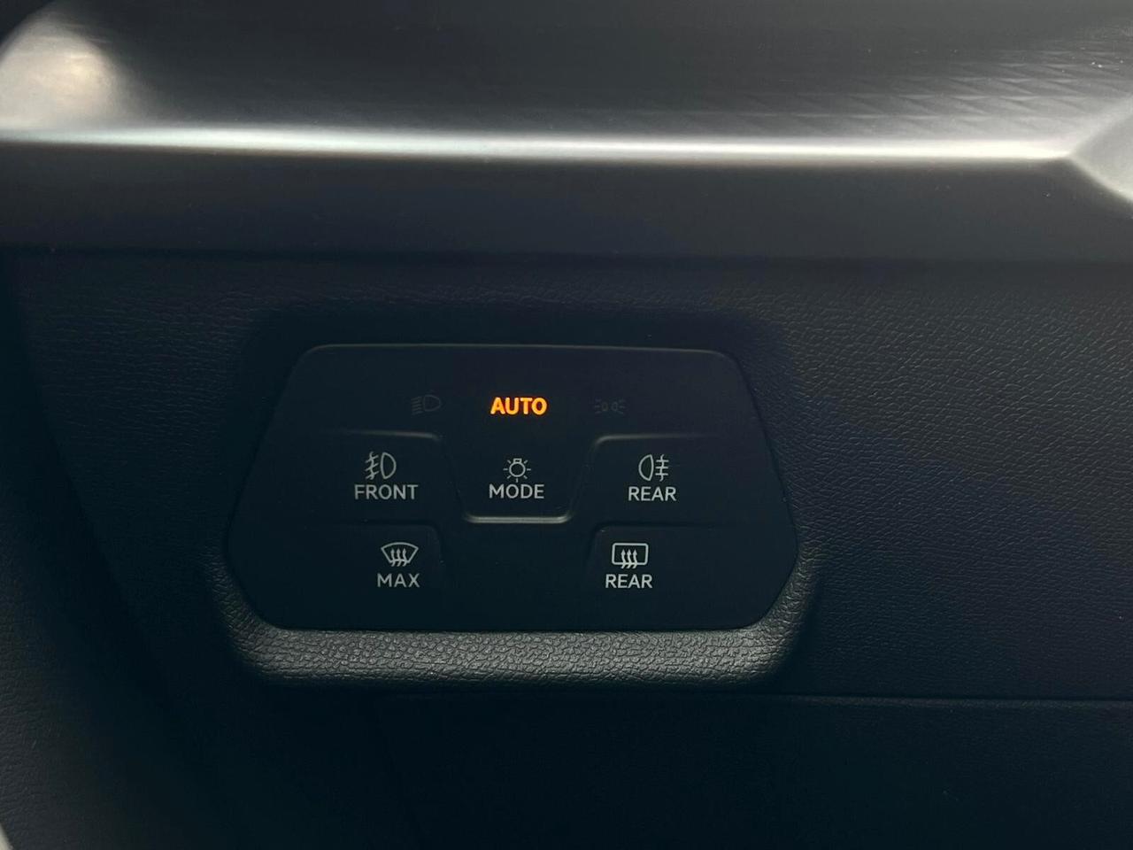 Cupra Leon 1.5 Hybrid 150 CV DSG