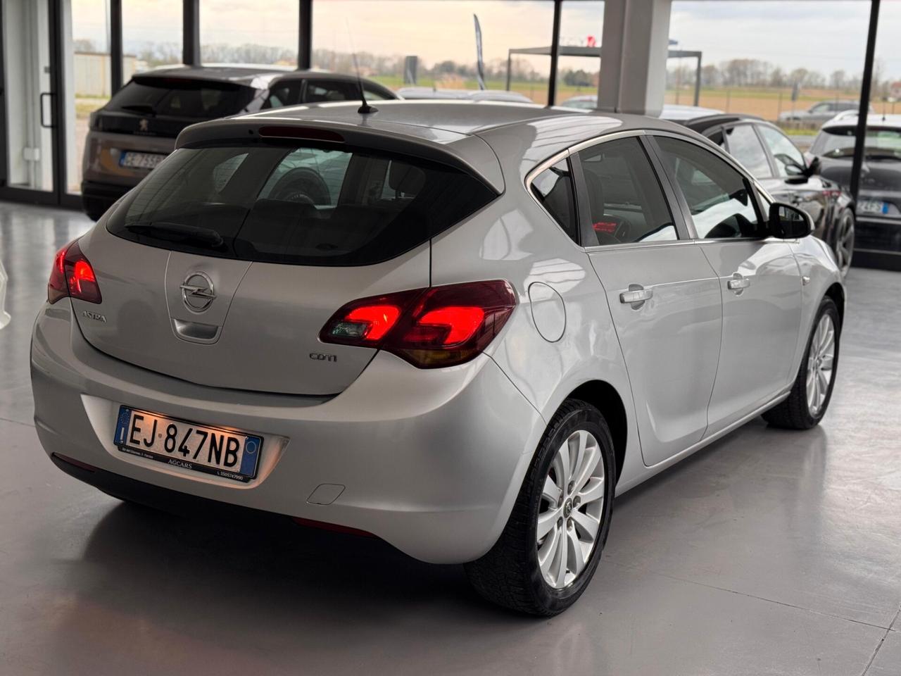 Opel Astra 1.7 CDTI 110CV 5 porte Cosmo