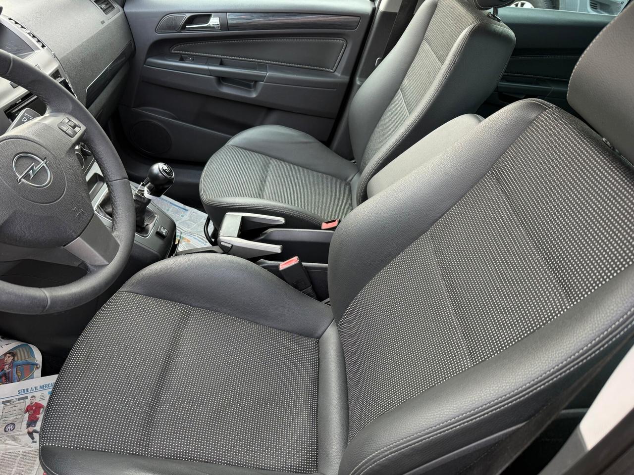 Opel Zafira 1.8 16V VVT Cosmo GPL 7POSTI