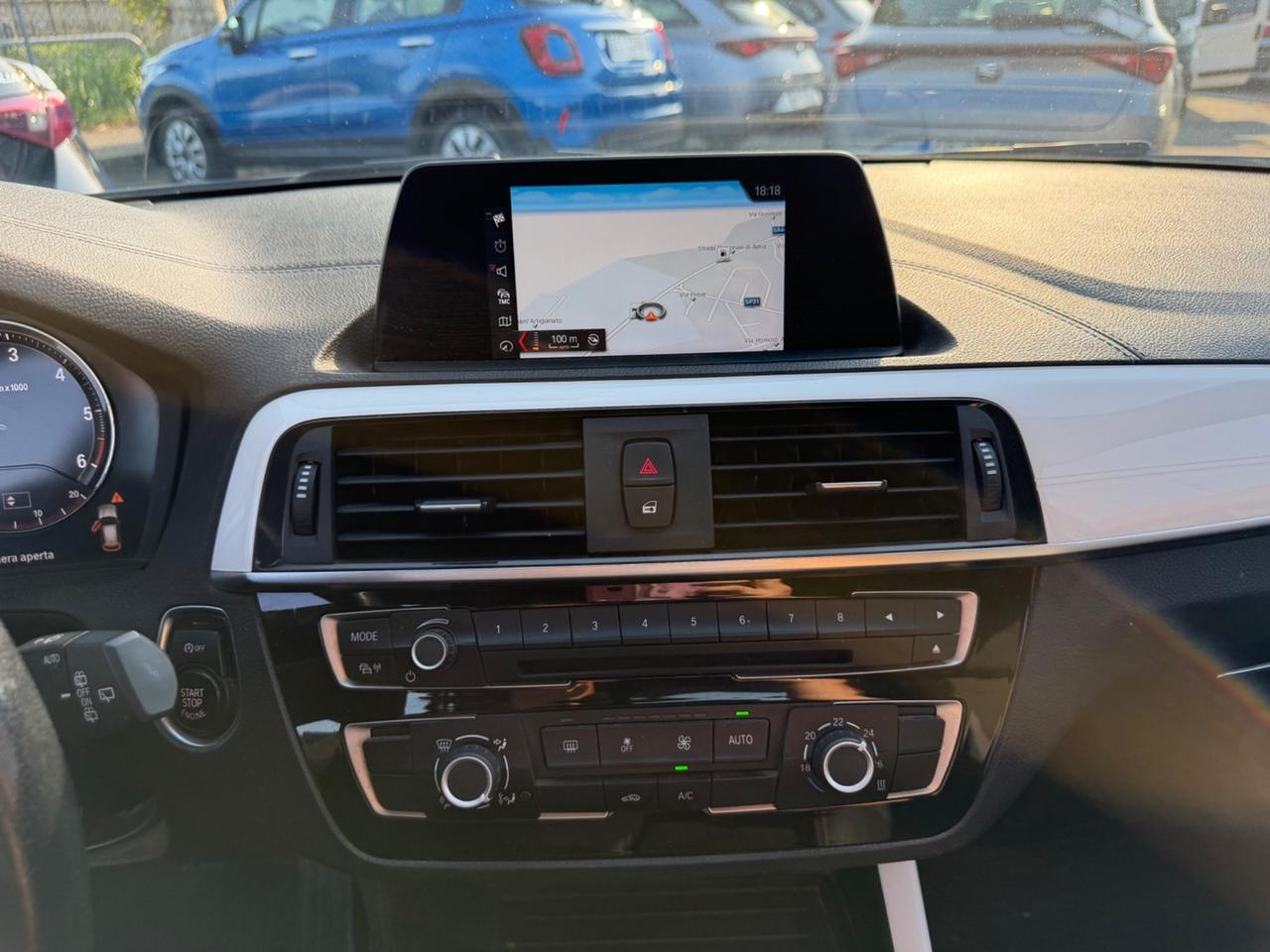 Bmw 120 120d 5p. Urban