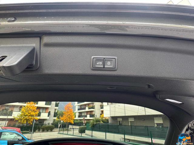 AUDI Q3 SPB 35 TDI S tronic S line edition