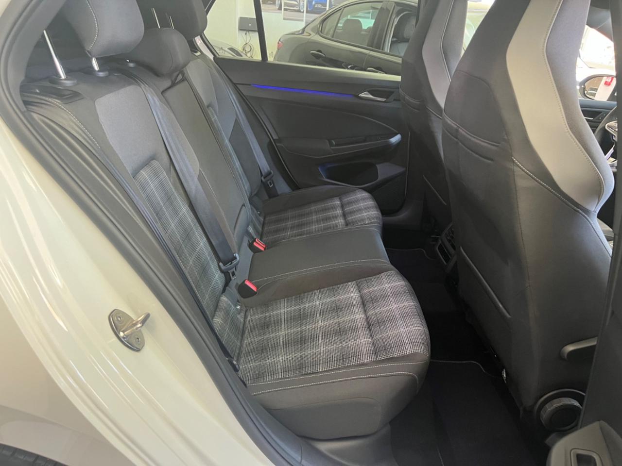 Volkswagen Golf 2.0 TDI GTD DSG