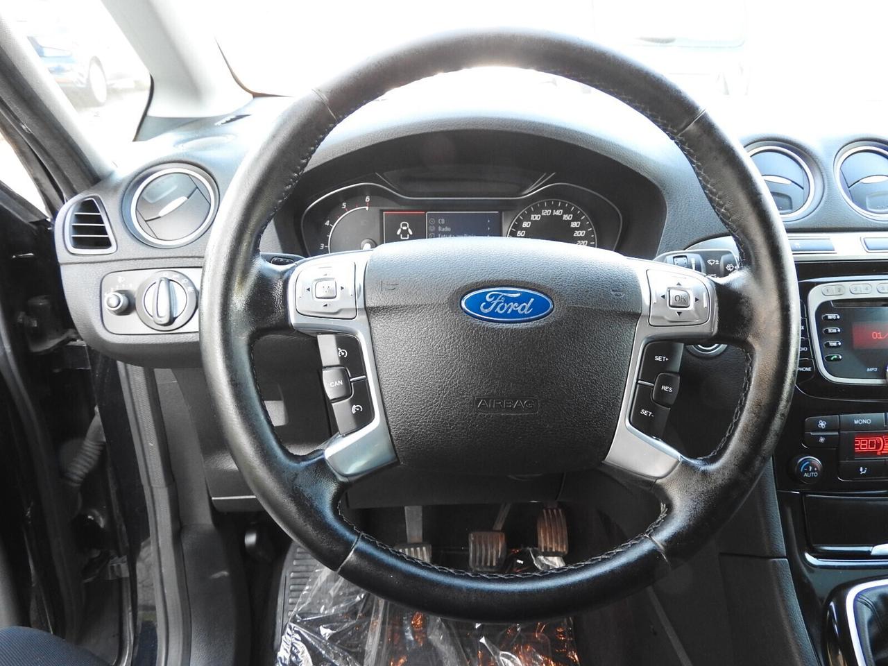 Ford S-Max 2.0 TDCi Titanium