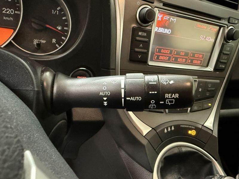 Toyota Verso-S Verso-S 1.4D MT Active