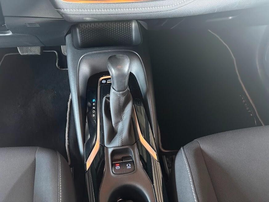 Toyota Corolla 1.8 Hybrid Active NEOPATENTATI CON IVA ESPOSTA