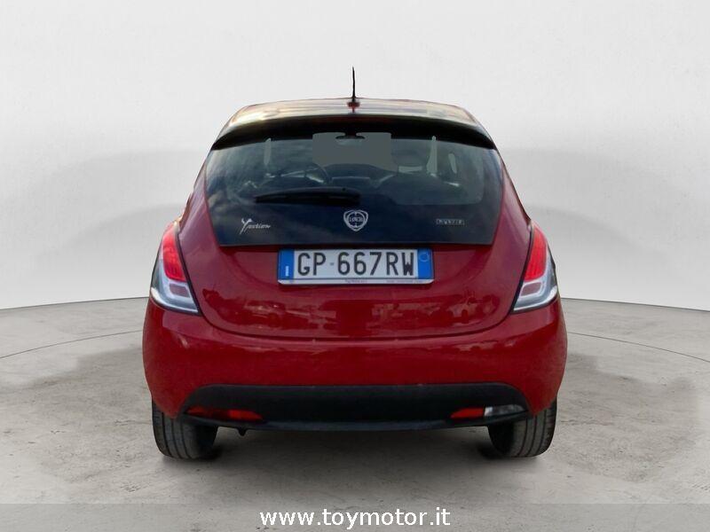 Lancia Ypsilon 3ª serie 1.0 FireFly 5 porte S&S Hybrid Silver