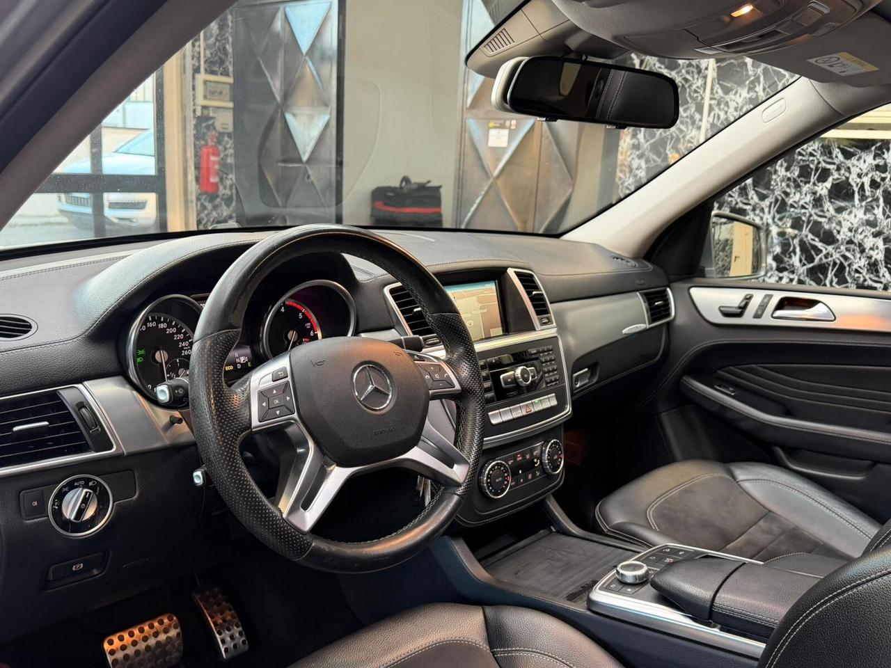 Mercedes-benz ML 250 BlueTEC 4Matic Premium Edition 16