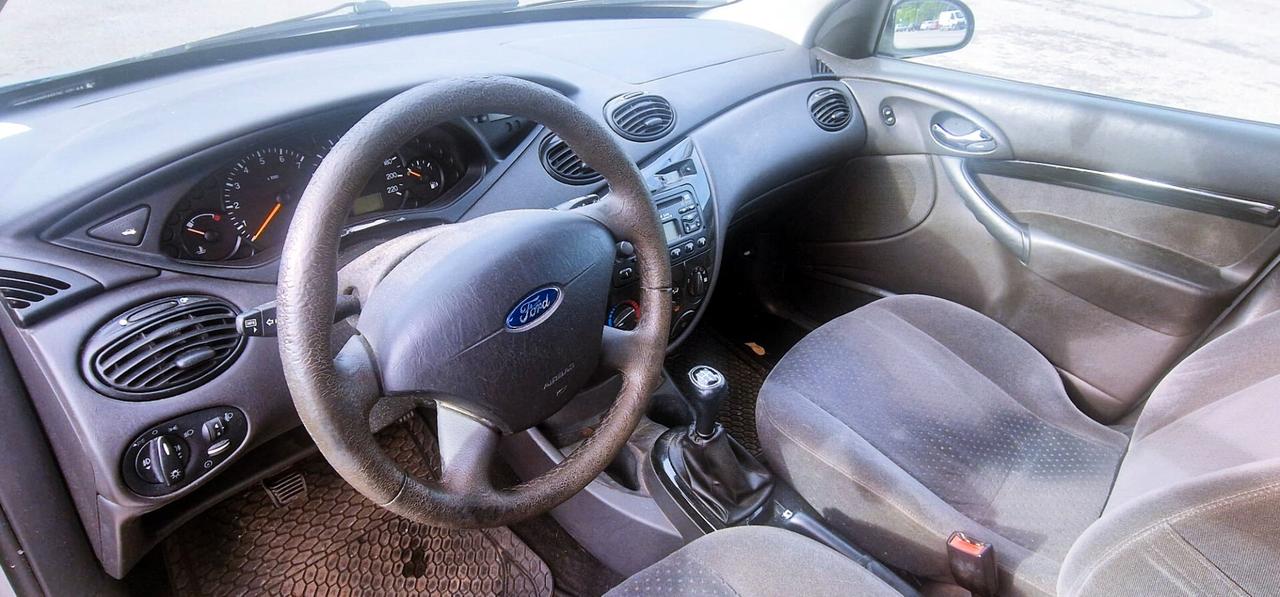 Ford Focus 1.6 TDCi (100CV) cat 5p. Ambiente