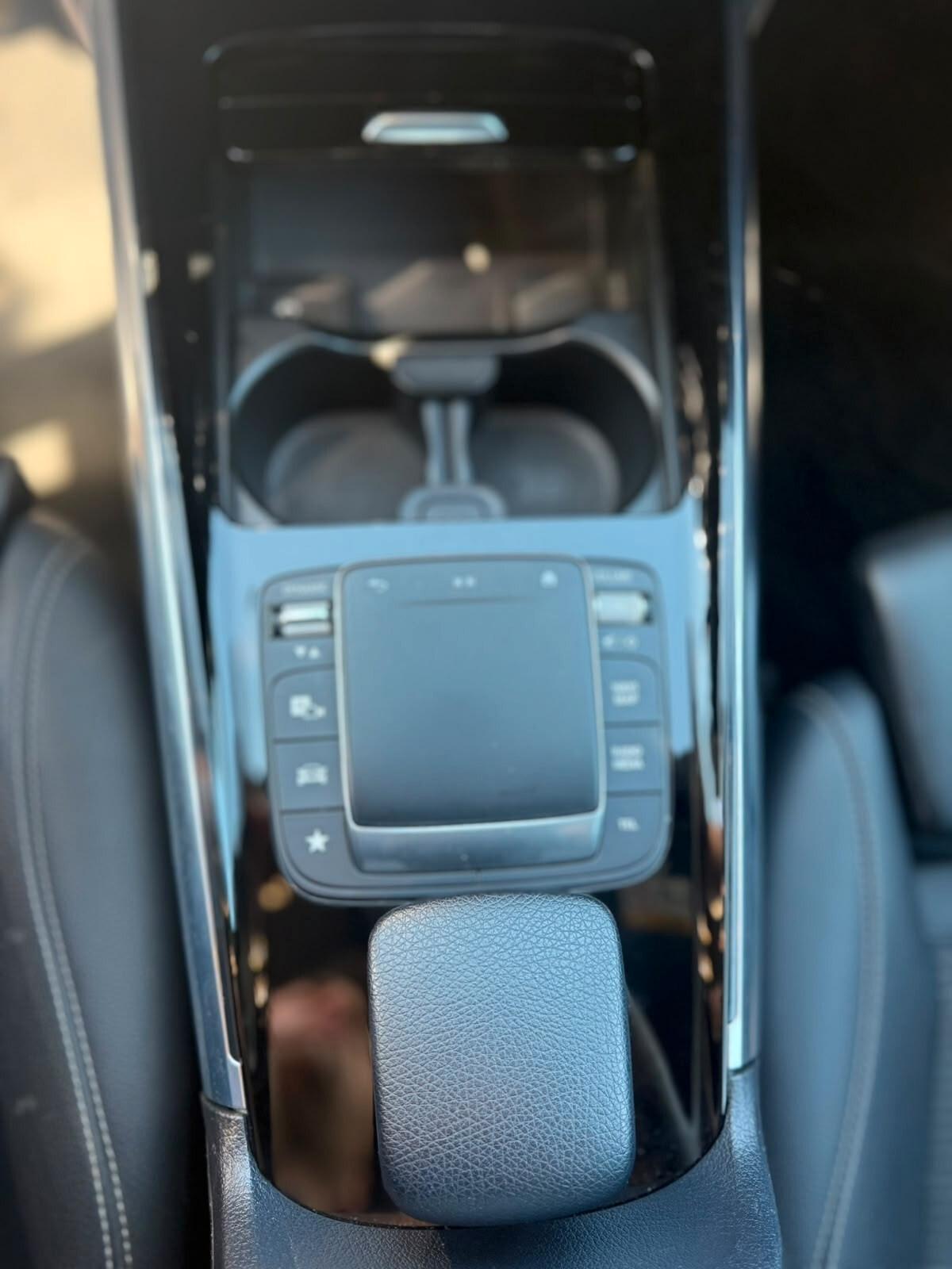 Mercedes-benz GLA 200 d Automatic Premium iva deducibile