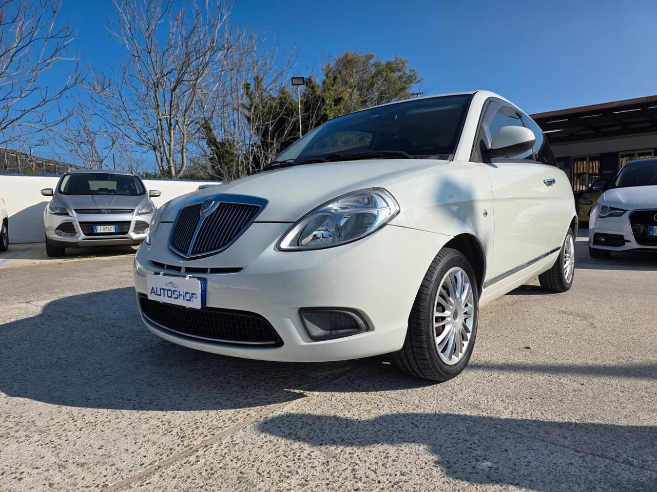 Lancia Ypsilon 1.2 69 CV Elle