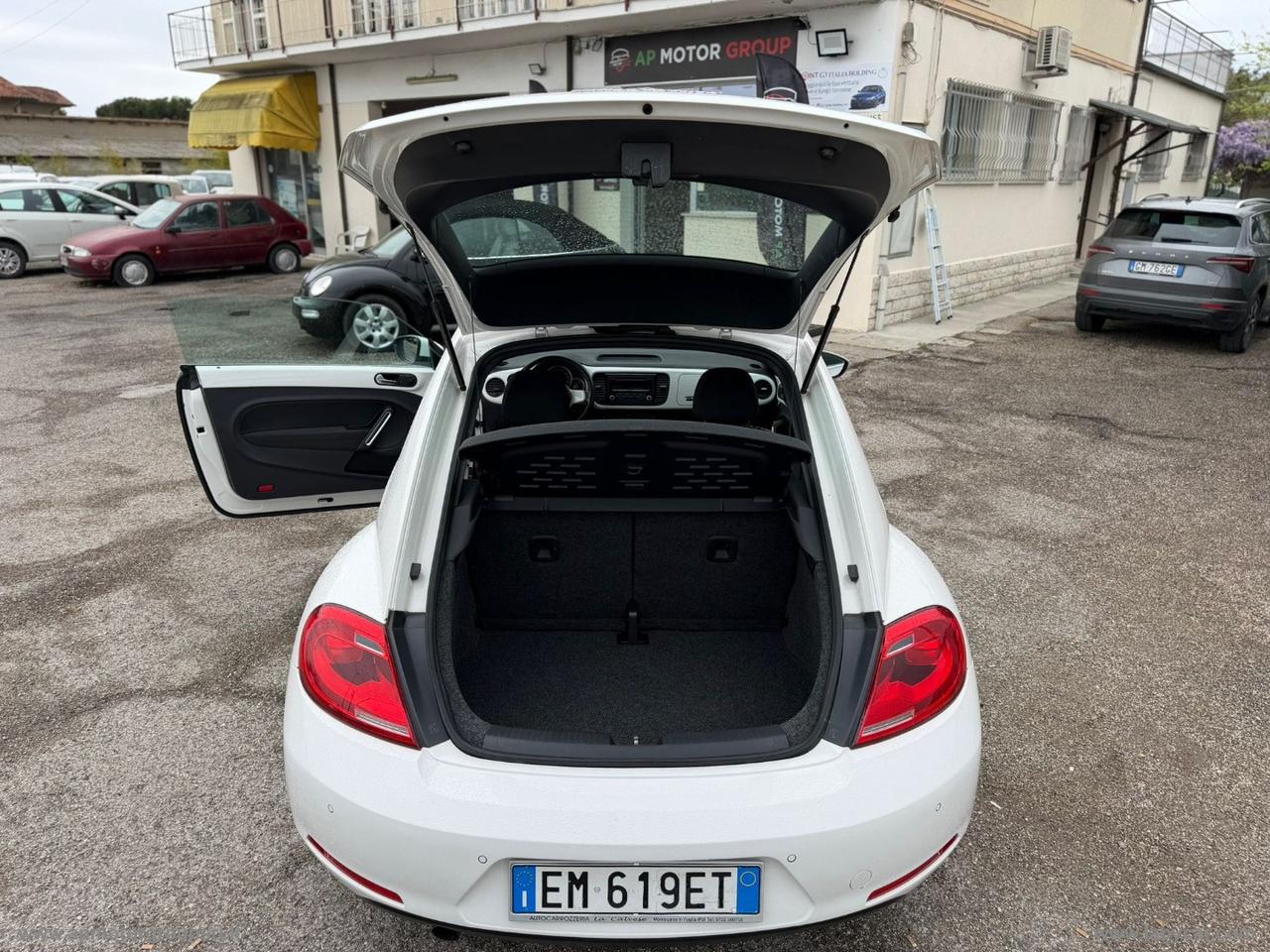 VOLKSWAGEN Maggiolino 1.6 TDI Design