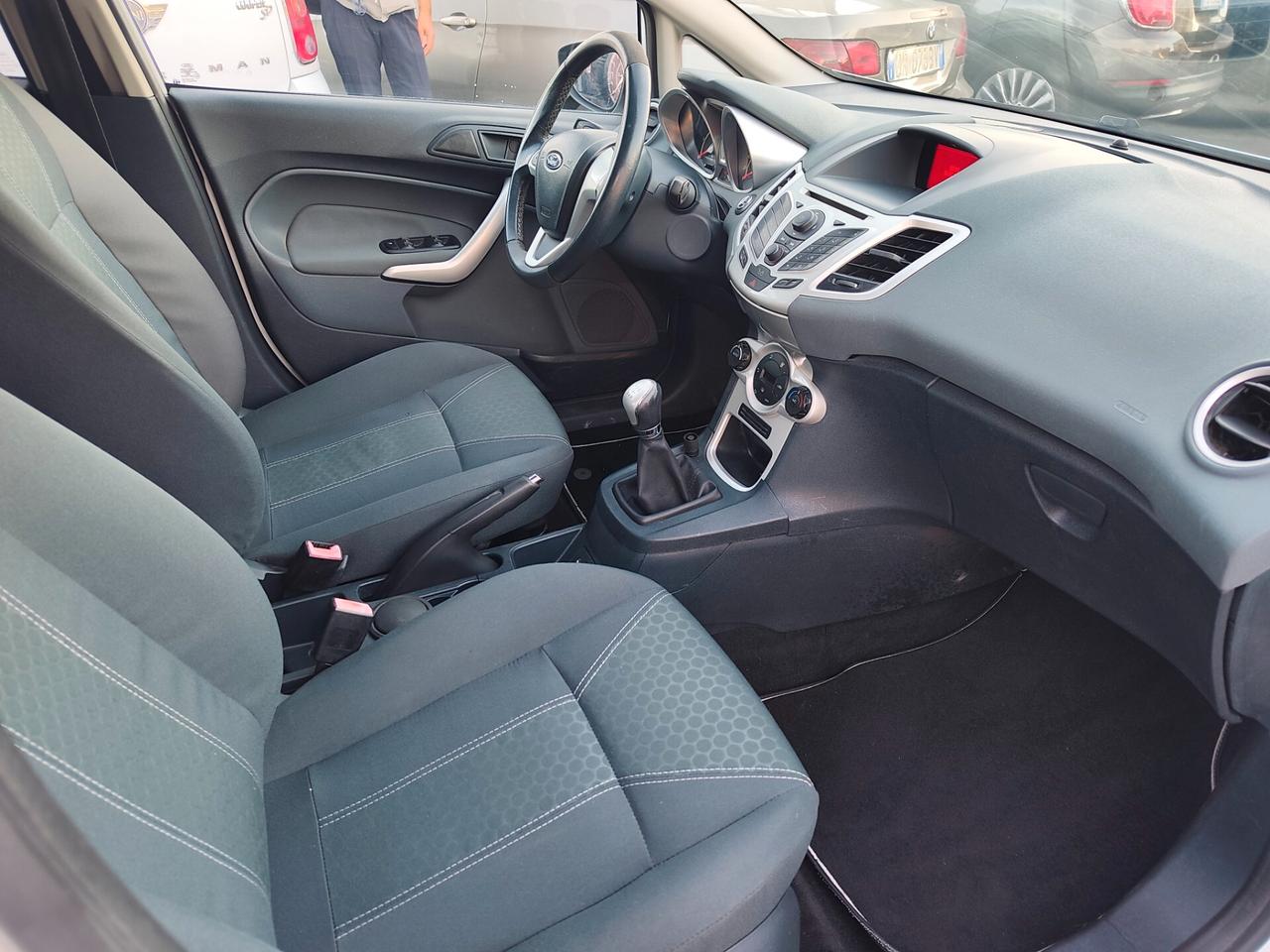 Ford Fiesta 1.4 TDCi 5p. Titanium unico proprietario