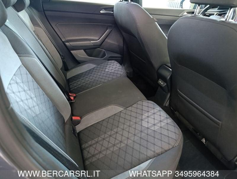 Volkswagen Taigo 1.0 TSI 110 CV R-Line*VIRTUAL COCKPIT*TETTO*PDC*LED*