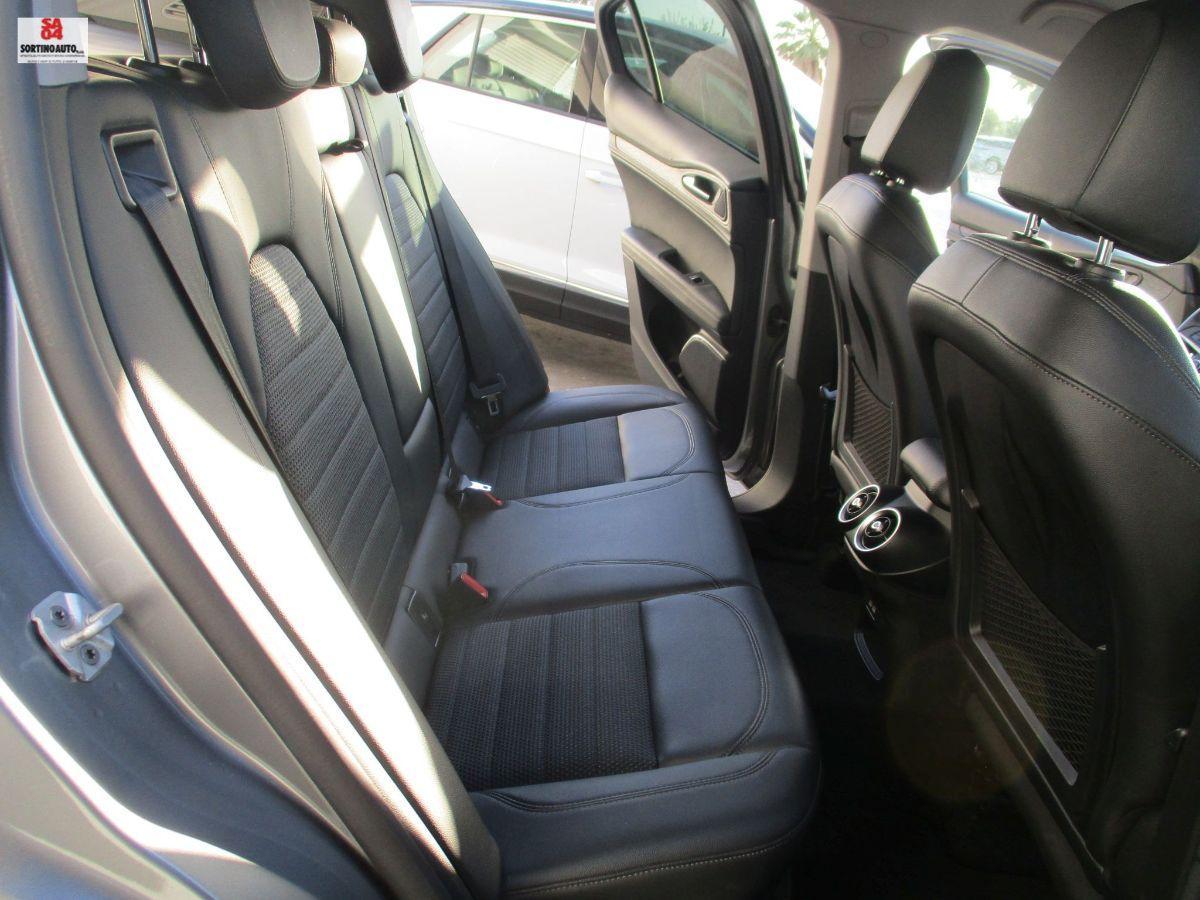 A.R.Stelvio 2.2 T.diesel 210cv AT8 Q4 B-Tech-2020 FULL