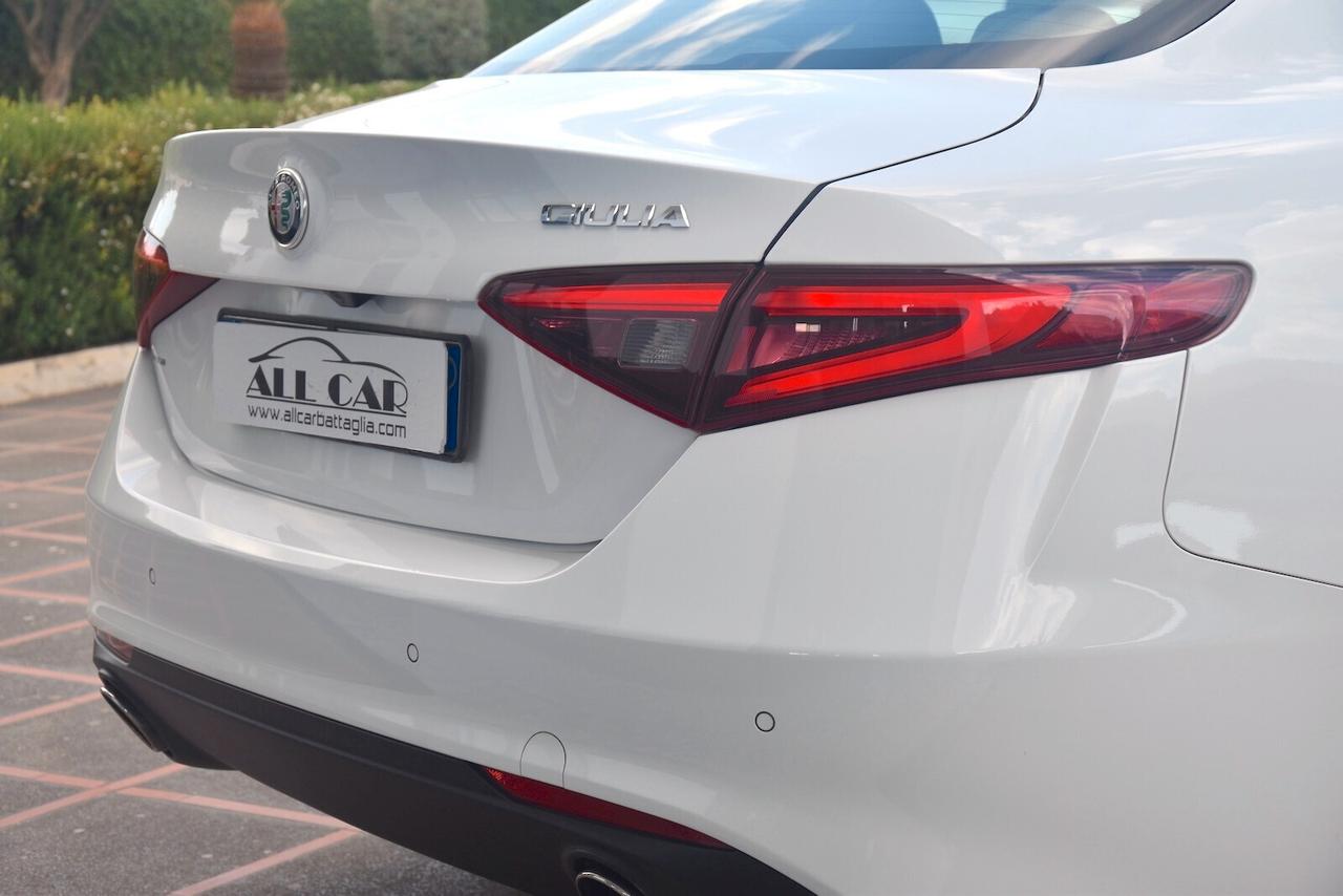 Alfa Romeo Giulia 2.2 Turbodiesel 190cv AT8 Executive