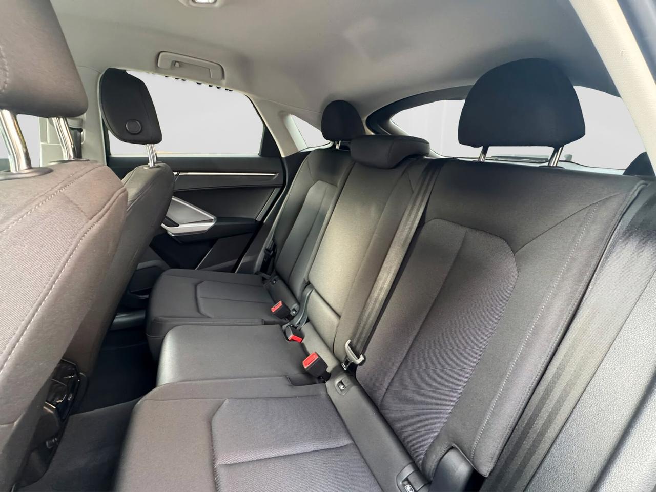 Audi Q3 35 TDI S tronic Business Advanced