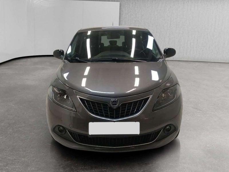 Lancia Ypsilon 1.0 firefly hybrid Gold s&s 70cv