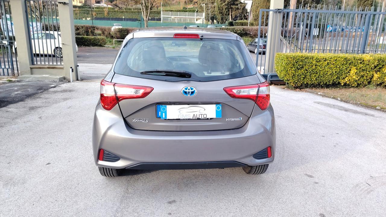 Toyota Yaris 1.5 Hybrid 5 porte Business