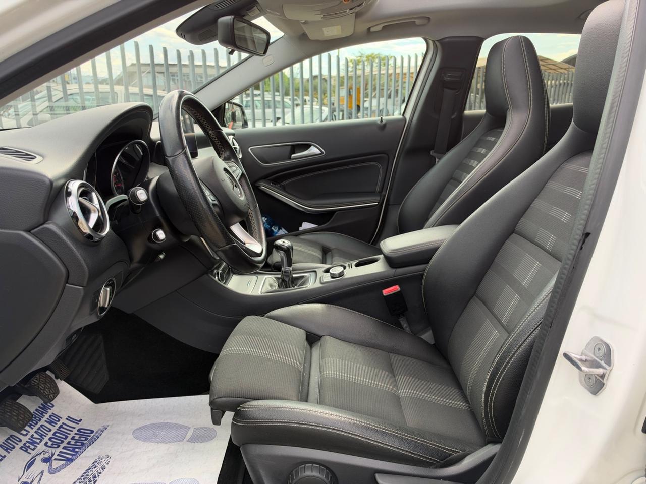 Mercedes-benz GLA 200 d Automatic 4Matic Premium Night Edition
