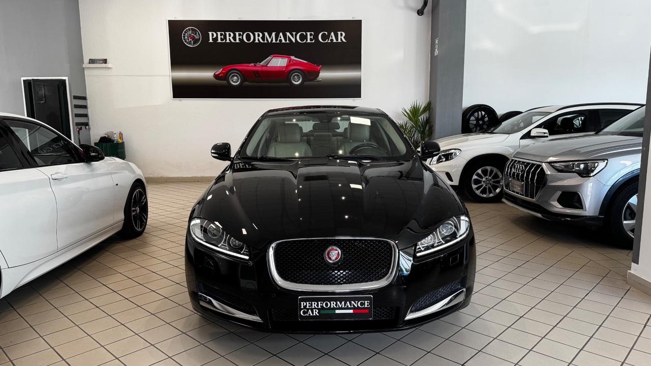 Jaguar XF 2.2 D 200 CV Premium Luxury