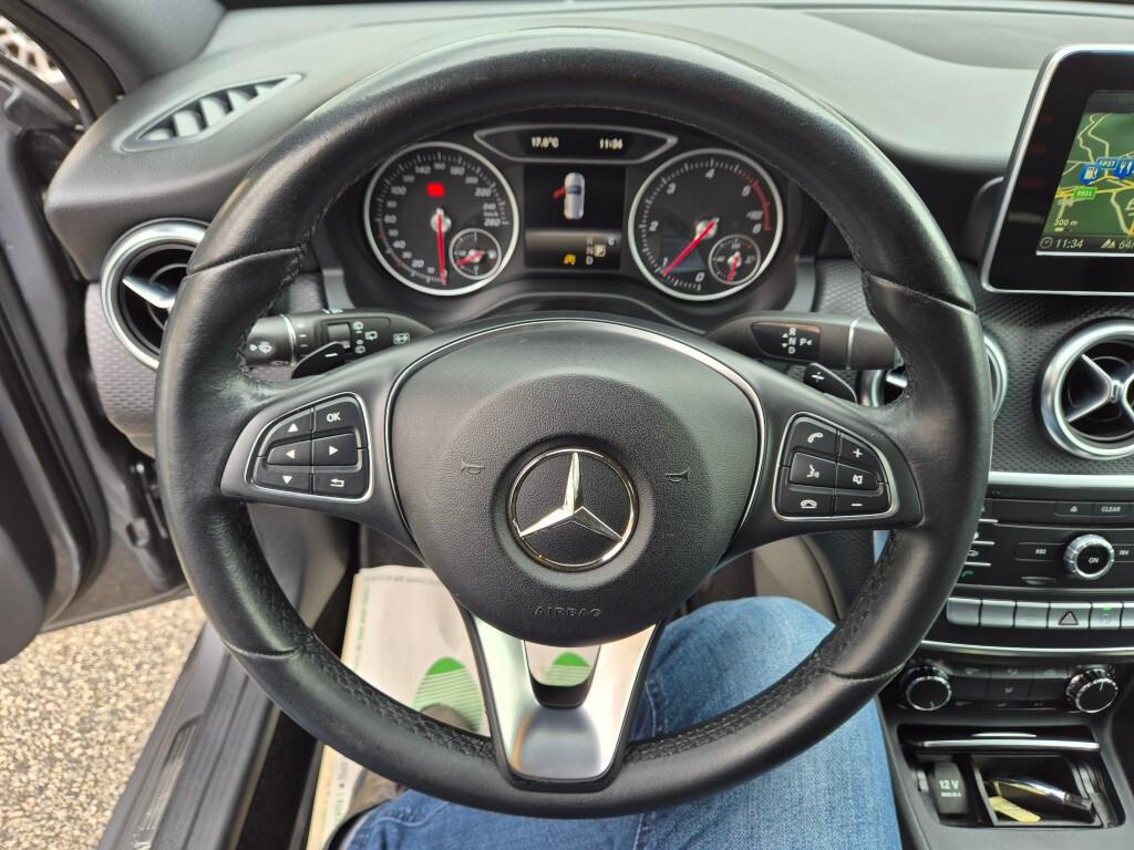 Mercedes A 180 d Automatic Sport NAVI
