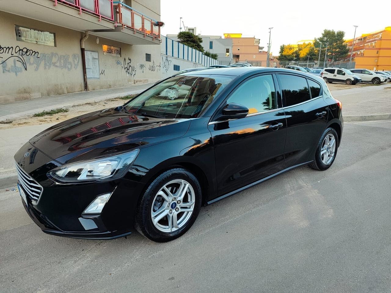Ford Focus 1.5 tdci 120CV (2020) PARI AL NUOVO!!