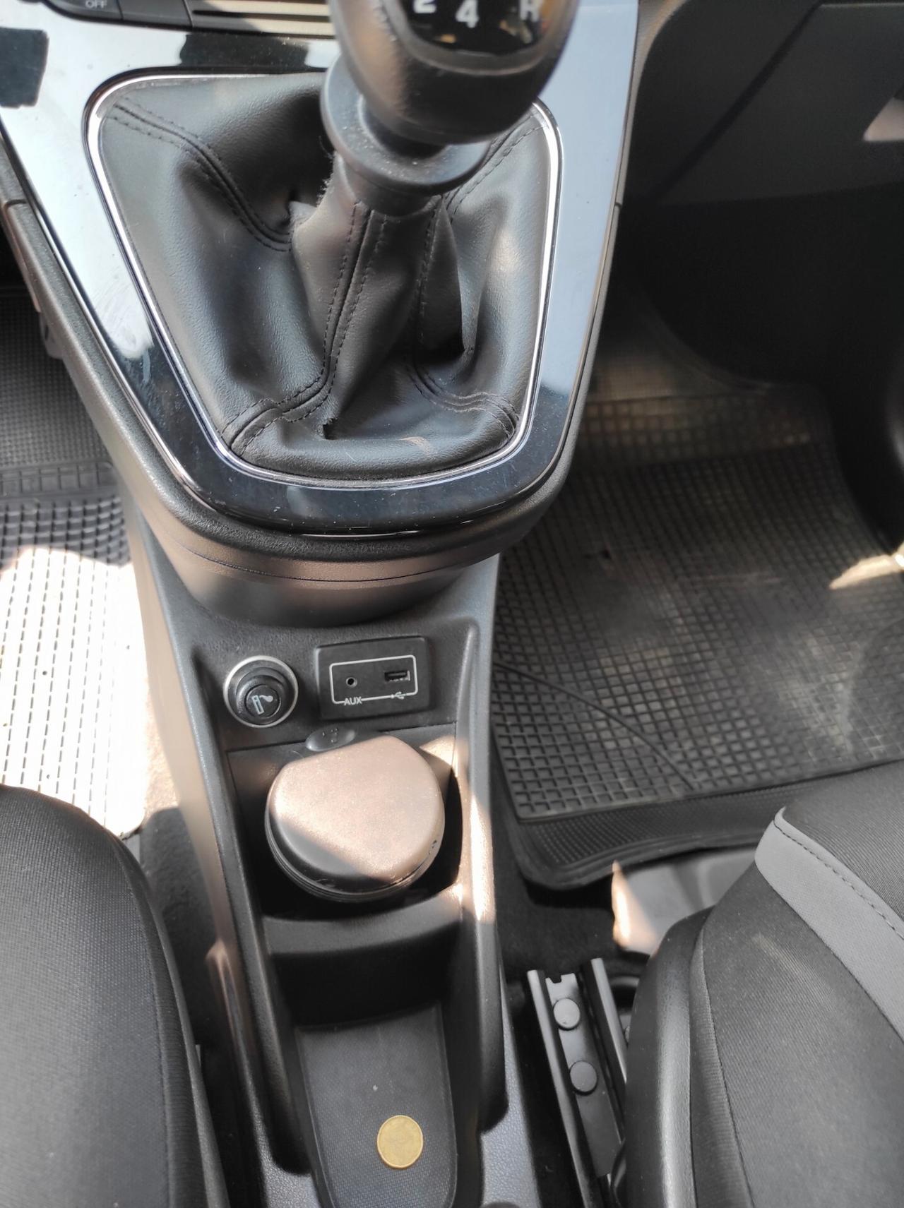 Lancia Ypsilon 2016 1.2 benz Bluetooth Comand V