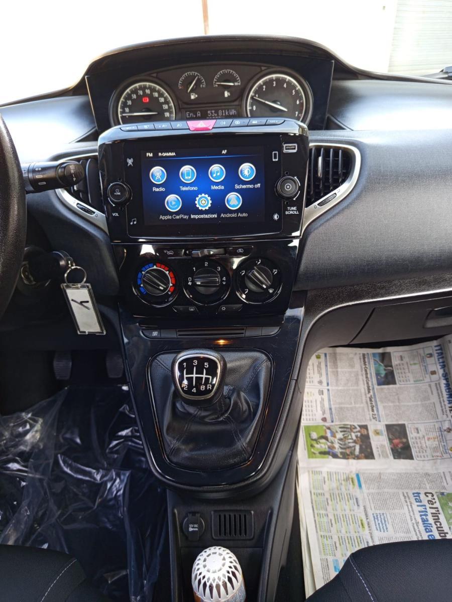 LANCIA Ypsilon 1.0 FireFly 5p. Hybryd Gold - 2022