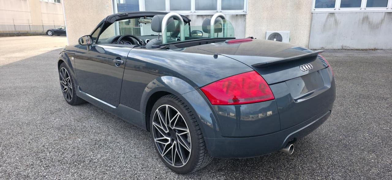 Audi TT Roadster 1.8 T 20V 150 CV cat