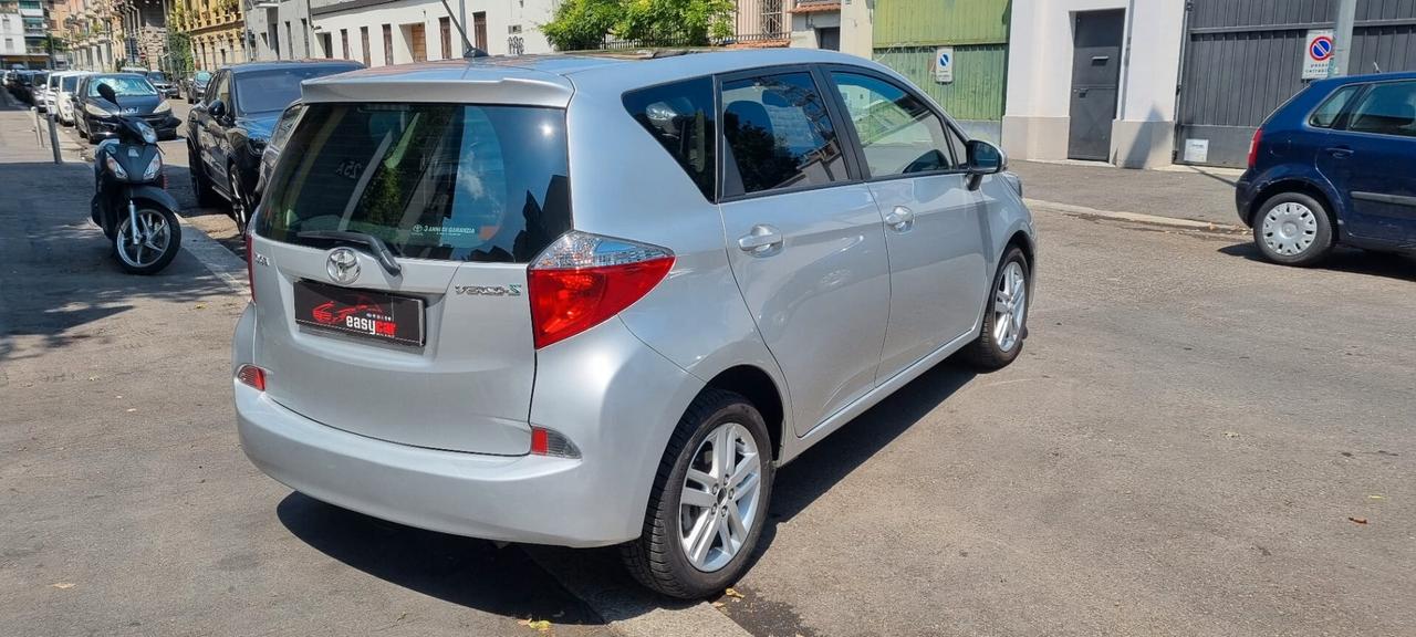 Toyota Verso-S 1.3 CVT Active
