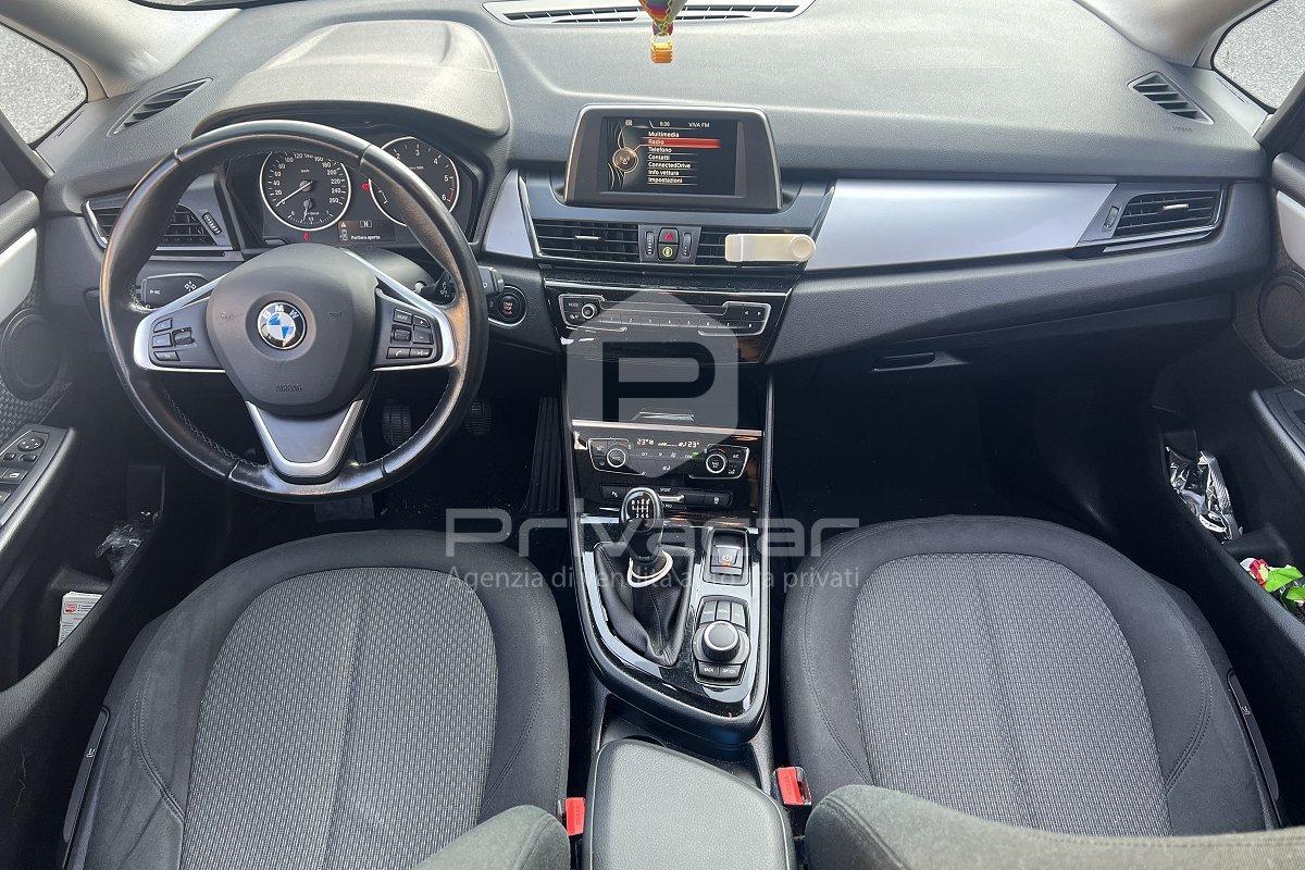 BMW 218d Active Tourer Advantage