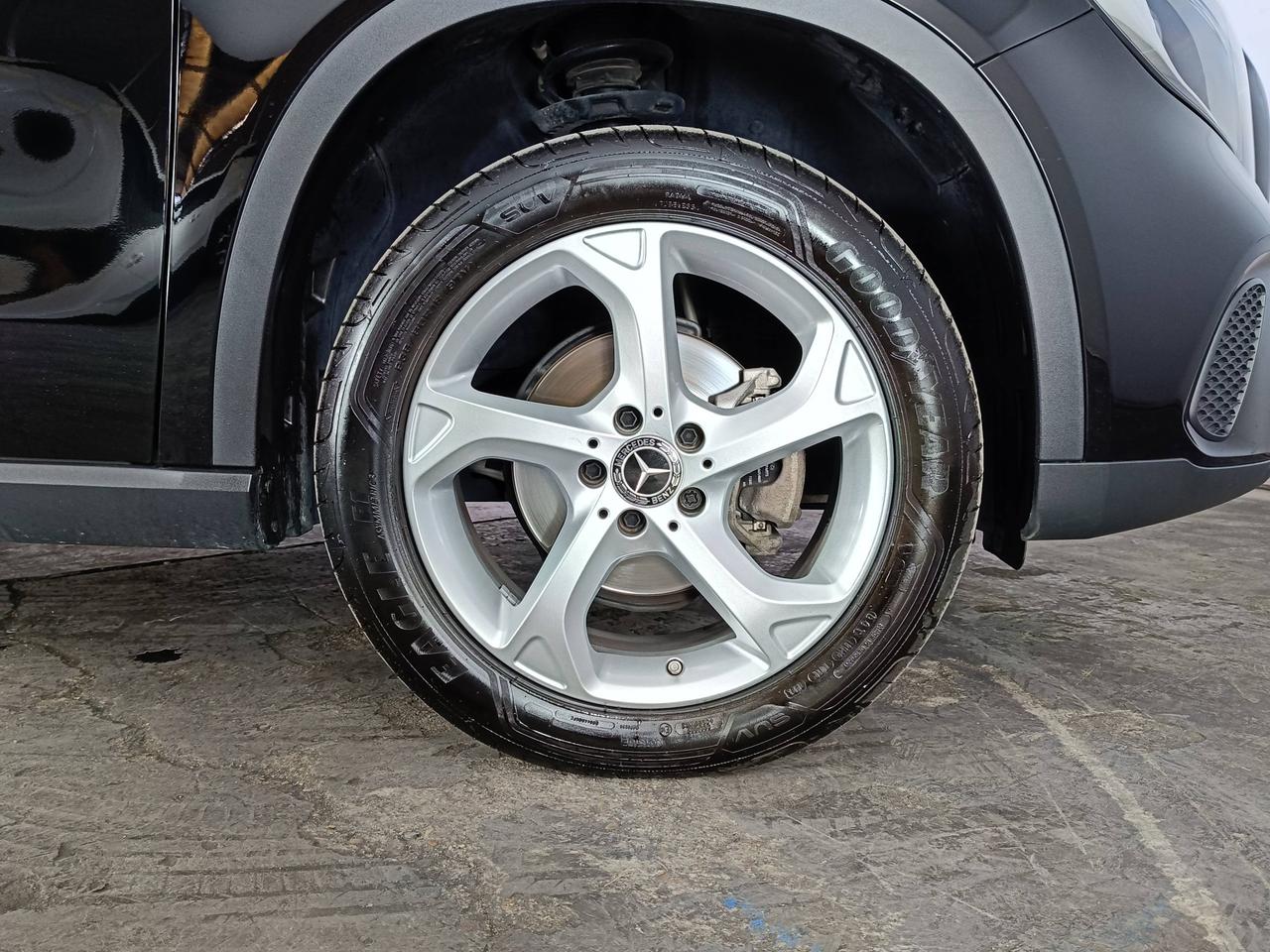 Mercedes-Benz GLA-X156 2017 - GLA 180 Sport