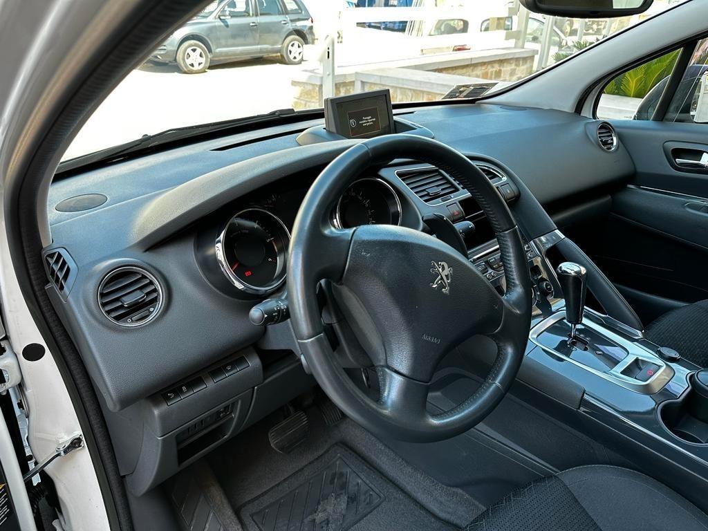 Peugeot 3008 1.6 HDi Active - 2014