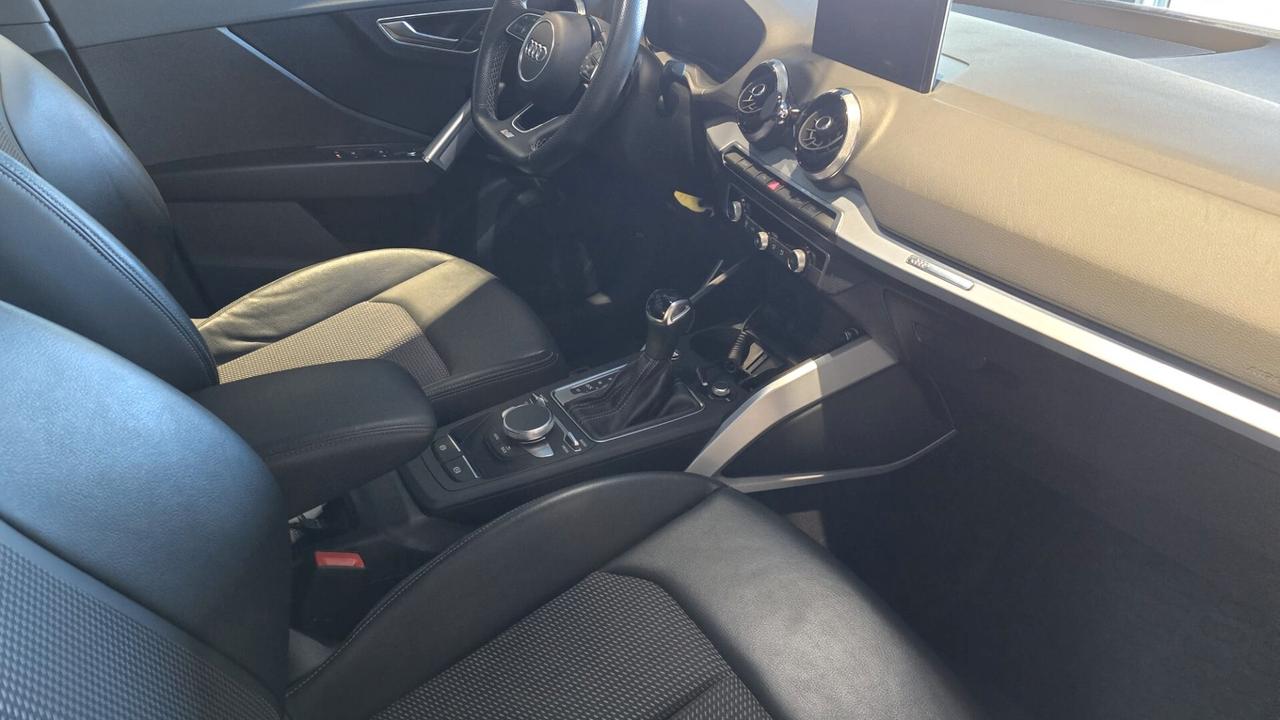 Audi Q2 30 TDI S line Edition