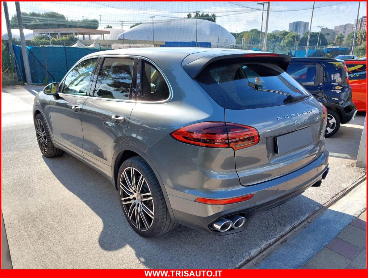 PORSCHE Cayenne 3.0 D Aut. (PASM)