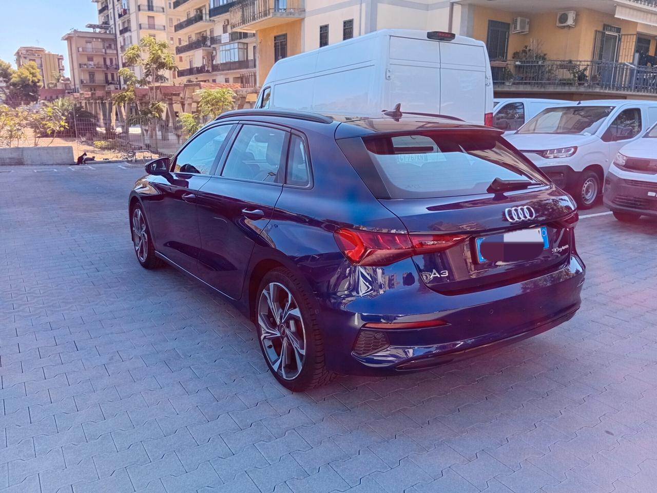 Audi A3 SPB 30 g-tron S tronic line edition + Blocksistem